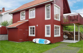 Lovely Home In Tvedestrand With Wifi